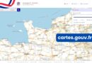 France map hero with blue 'cartes.gouv.fr' logo and red‑white‑blue ribbons in the corner.