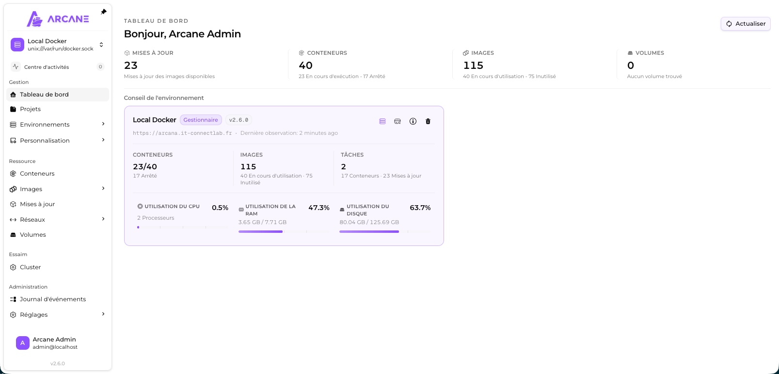 Tableau de bord d'Arcane avec le nombre de conteneurs, d'images et de mises à jour Docker disponibles