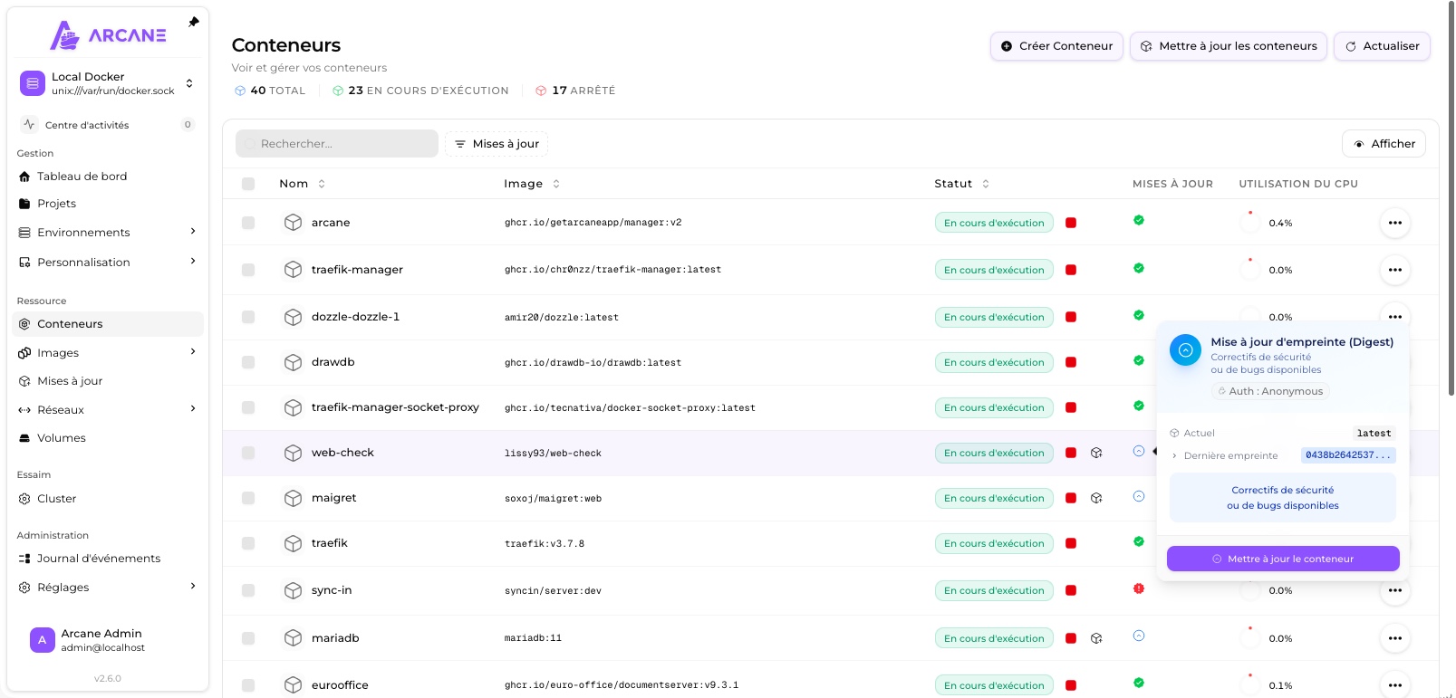 État des conteneurs Docker dans Arcane avec la détection des mises à jour disponibles