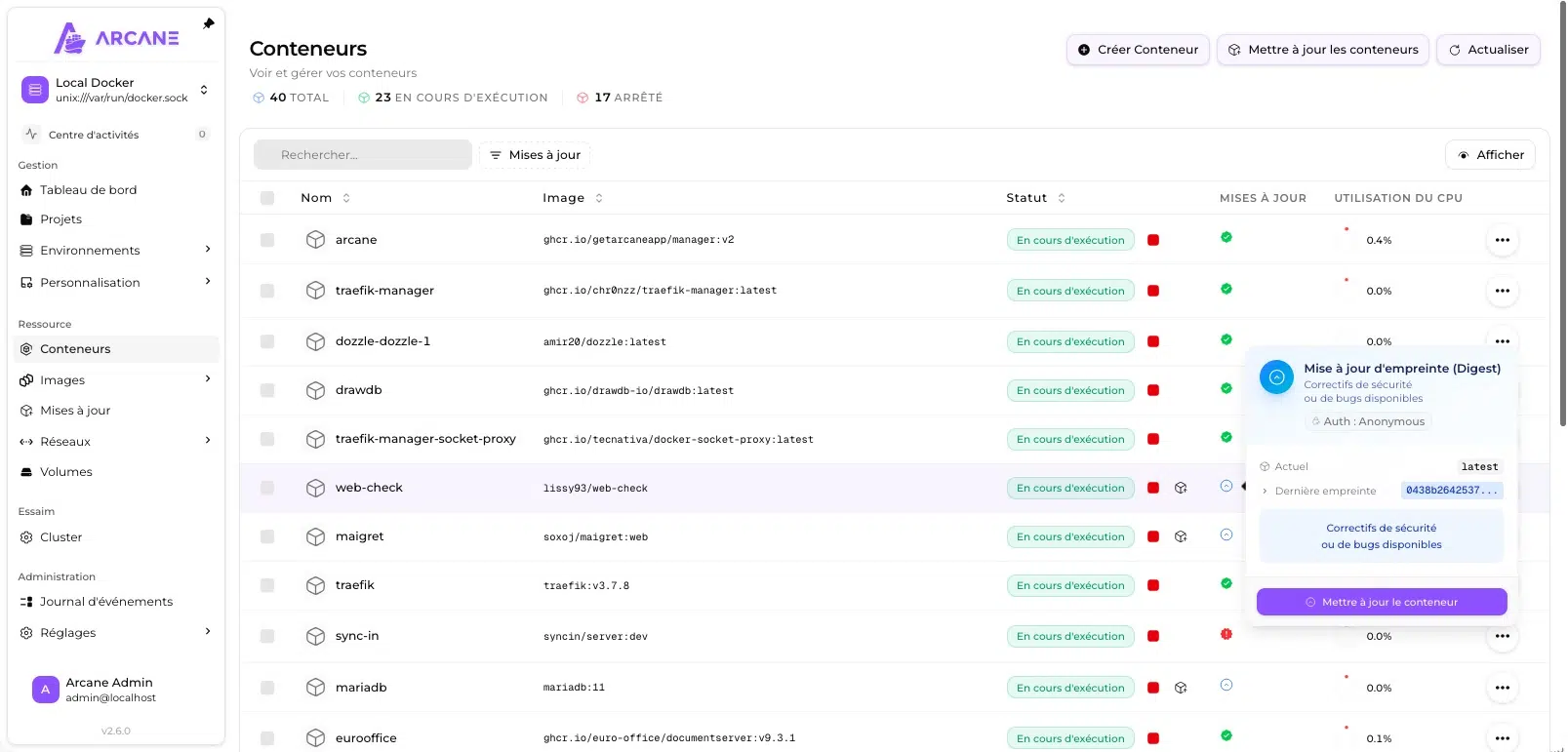 État des conteneurs Docker dans Arcane avec la détection des mises à jour disponibles