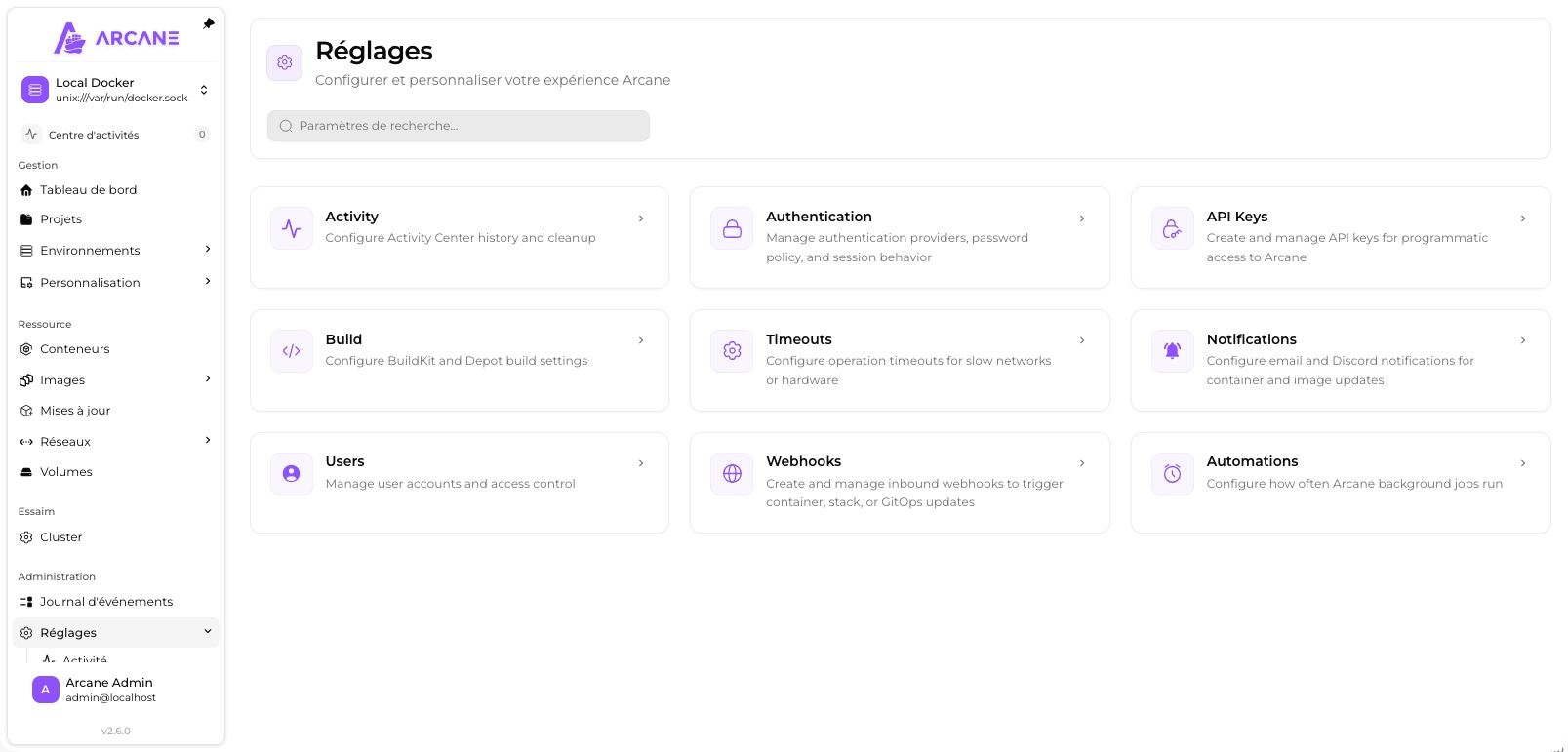 Page des réglages d'Arcane regroupant l'authentification, les clés API et les automatisations